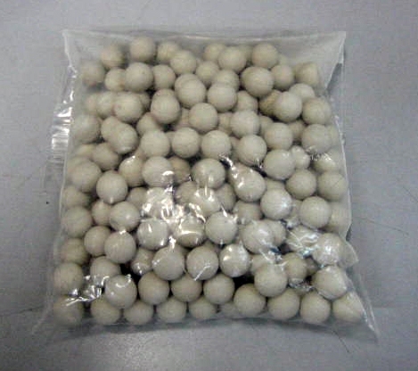 Rubber Balls, White Synthetic - pack of 200